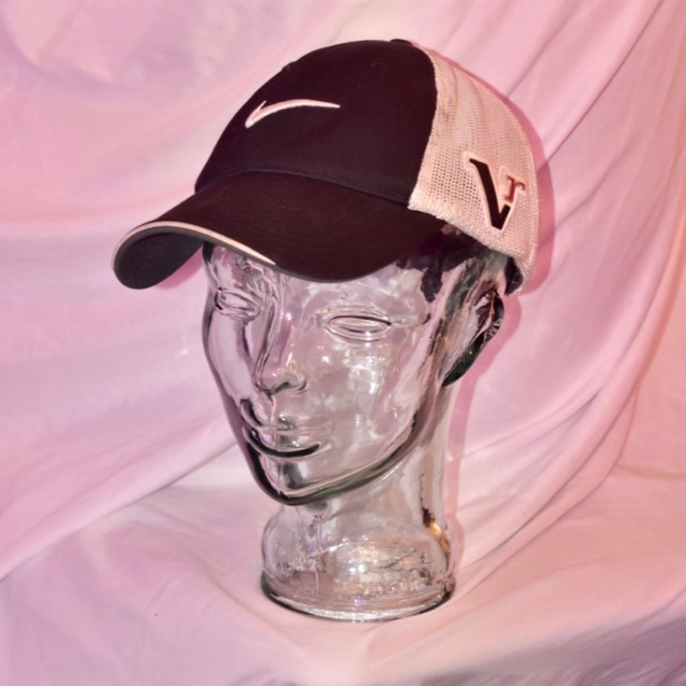 Nike Golf VR 20XI Hat Mesh Flexfit Black & White